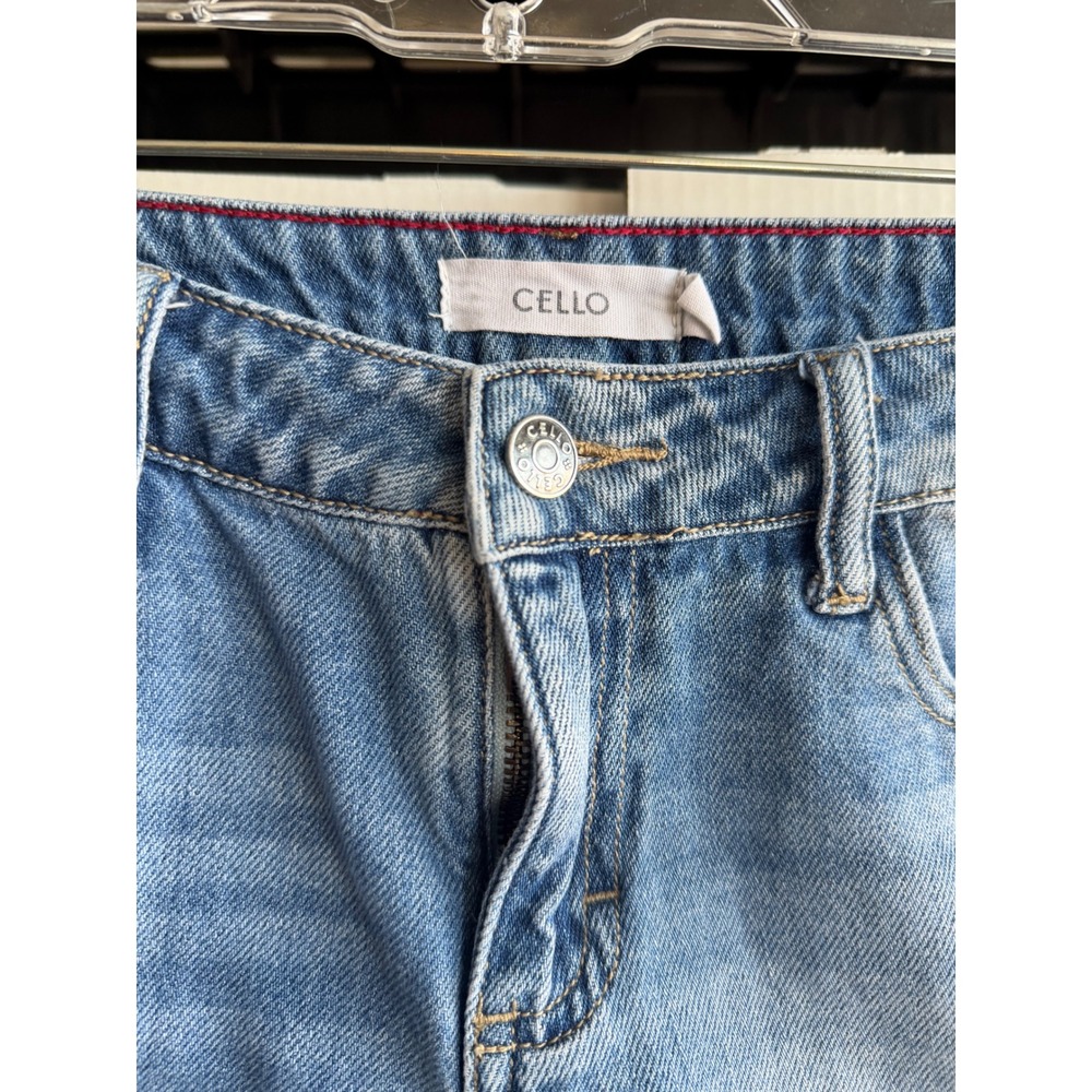Cello Distressed Denim Jorts Medium Wash Frayed Raw Hem Jean Shorts Mens Size S - Picture 4 of 4